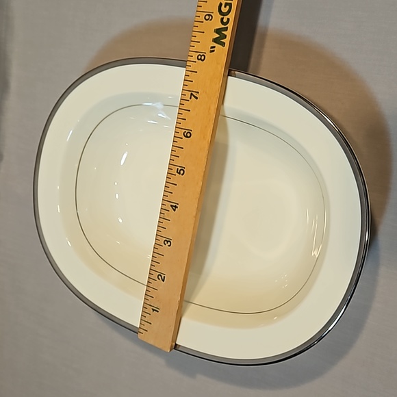 Noritake Paris 9727 10 3/8" Oval Vegetable Bowl, Bone China new - Picture 7 of 7